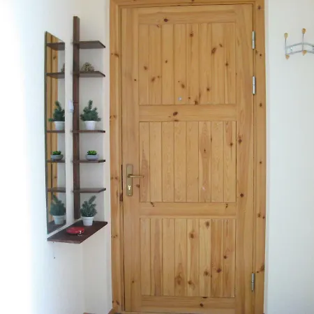 Apartment Gratarre